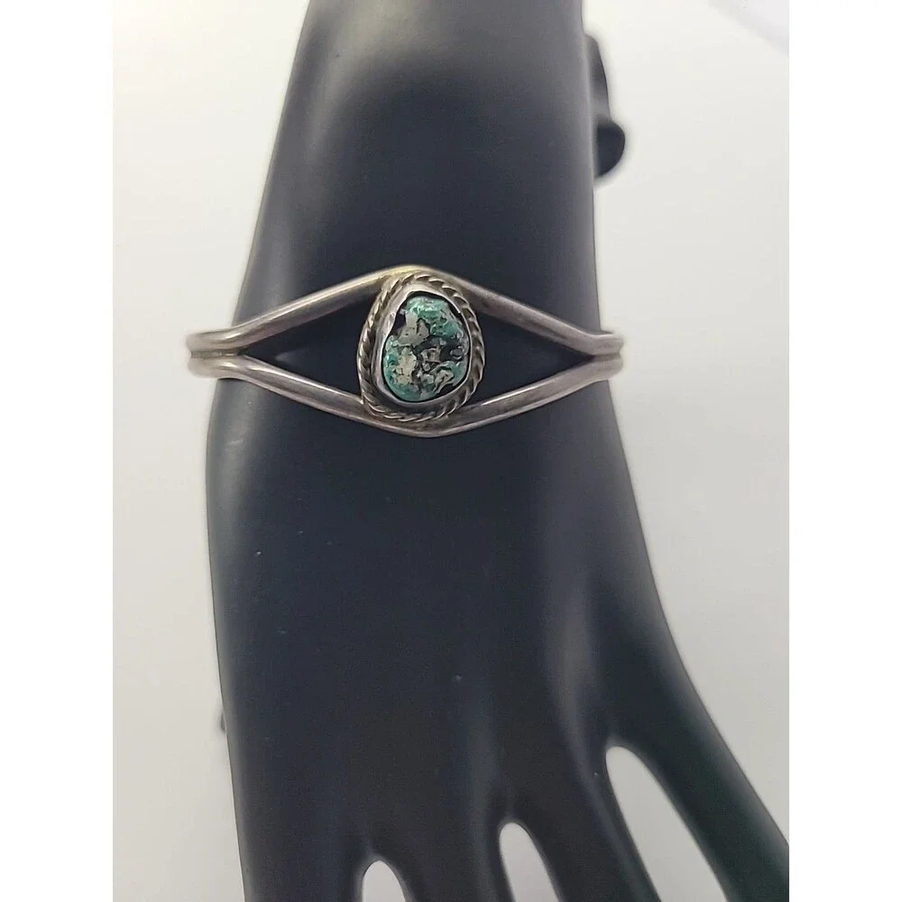 Blue Stone Cuff Bracelet Silver Tone Cuff Open Bangle Southwestern Boho Rope Bez